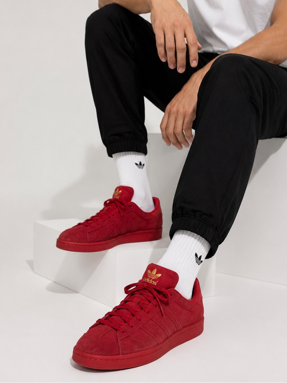 Adidas Originals Red Suede Sneakers Men’s Size 10.5 Triple Red Gold Logo